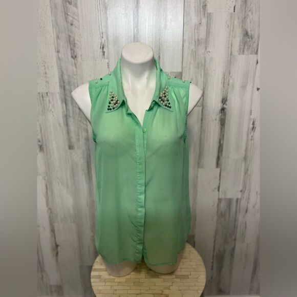 Tops - Green blouse 
